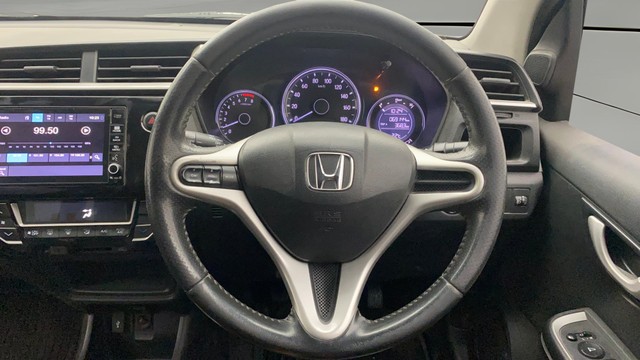 Second-hand 2018 Honda BR-V i-VTEC VX MT for sale in Hyderabad-2