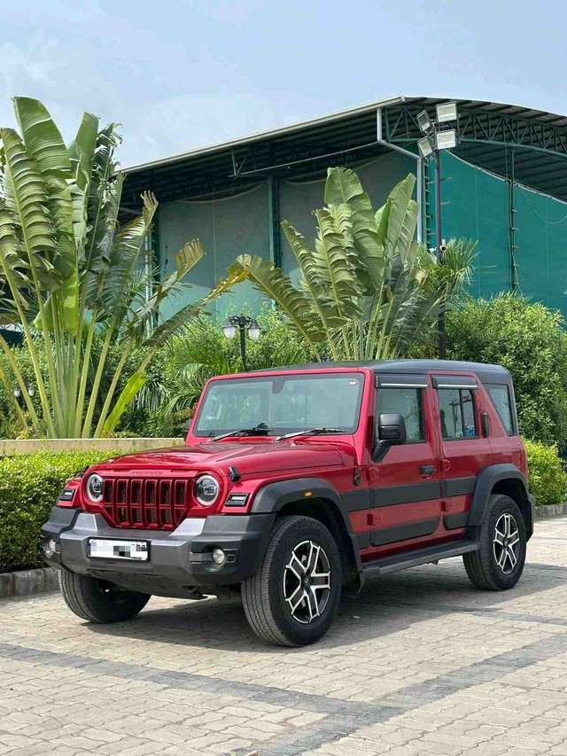 Second-hand 2024 Mahindra Thar ROXX MX5 RWD Diesel for sale in Surat-2