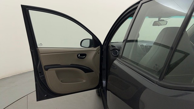 Second-hand 2010 Hyundai i10 Magna 1.2 for sale in Bangalore-33