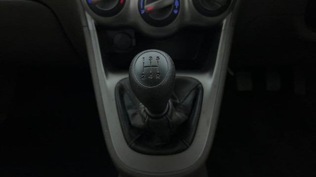 Second-hand 2010 Hyundai i10 Magna 1.2 for sale in Bangalore-12