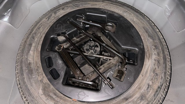 Second-hand 2010 Hyundai i10 Magna 1.2 for sale in Bangalore-21