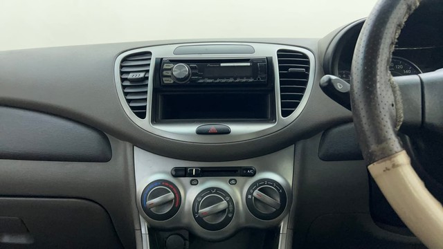 Second-hand 2010 Hyundai i10 Magna 1.2 for sale in Bangalore-29