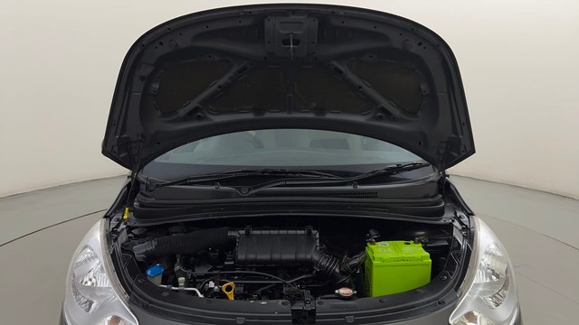 Second-hand 2010 Hyundai i10 Magna 1.2 for sale in Bangalore-8