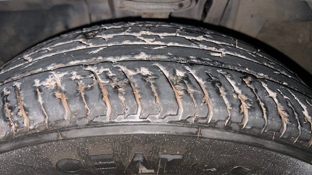 Second-hand 2022 Nissan Magnite Turbo CVT XV Premium for sale in Mumbai-24