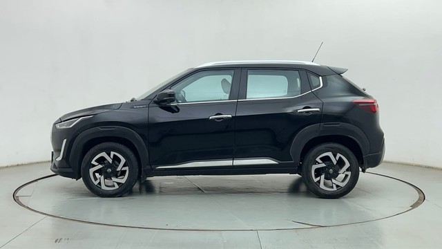 Second-hand 2022 Nissan Magnite Turbo CVT XV Premium for sale in Mumbai-6