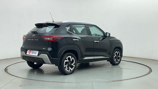 Second-hand 2022 Nissan Magnite Turbo CVT XV Premium for sale in Mumbai-3