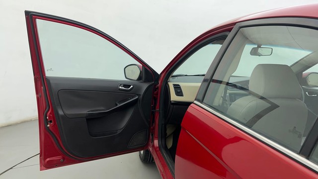 Second-hand 2016 Tata Zest Revotron 1.2 XT for sale in Ahmedabad-39