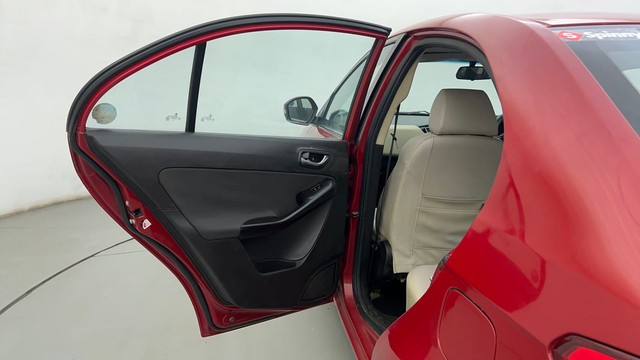 Second-hand 2016 Tata Zest Revotron 1.2 XT for sale in Ahmedabad-25