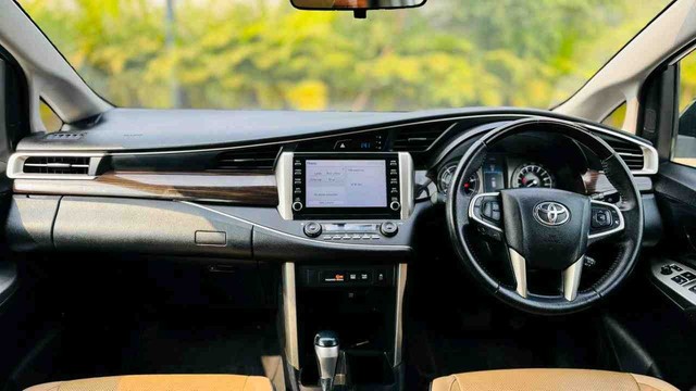 Second-hand 2022 Toyota Innova Crysta 2.4 ZX 7 STR AT for sale in Surat-6