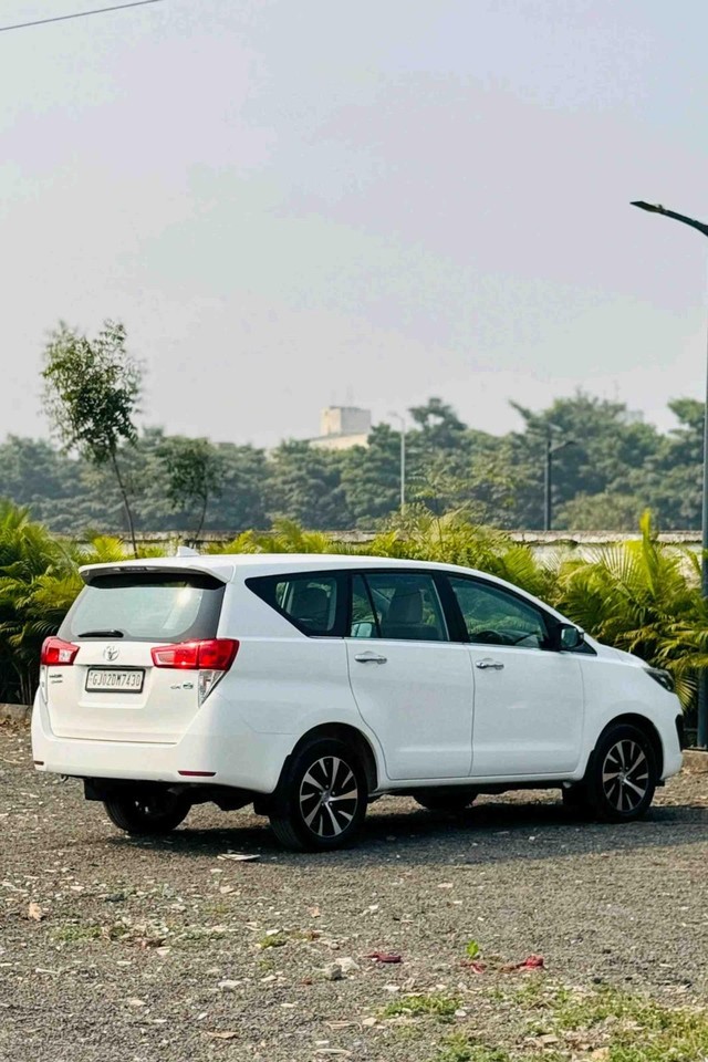 Second-hand 2022 Toyota Innova Crysta 2.4 ZX 7 STR AT for sale in Surat-3