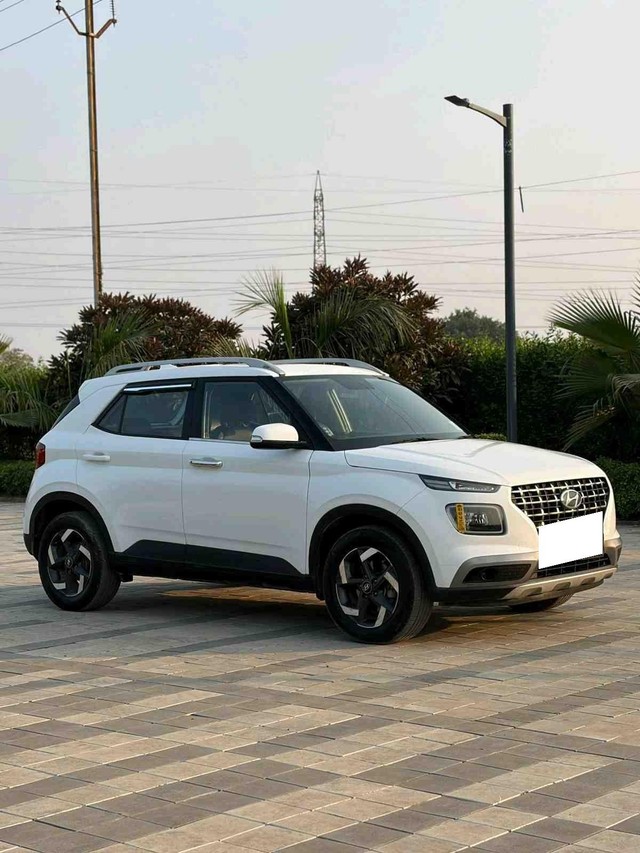 Hyundai Venue SX Diesel BSIV Second-hand 2019 Hyundai Venue SX Diesel BSIV for sale in Surat-0