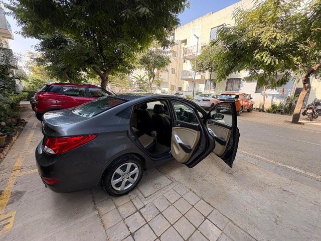 Hyundai Verna 1.4 VTVT Second-hand 2014 Hyundai Verna 1.4 VTVT for sale in Gurgaon-9
