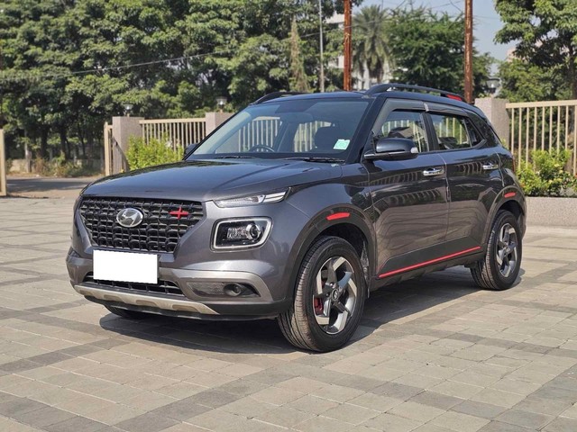 Hyundai Venue SX Opt iMT Second-hand 2020 Hyundai Venue SX Opt iMT for sale in Surat-0