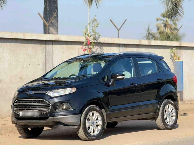 Second-hand 2016 Ford Ecosport 1.5 Diesel Titanium for sale in Surat-4