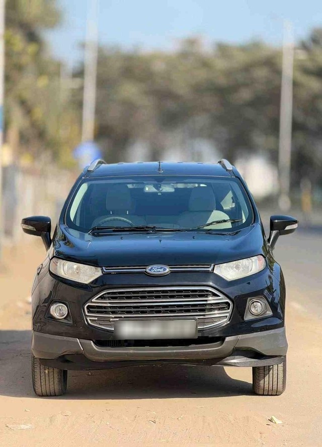 Second-hand 2016 Ford Ecosport 1.5 Diesel Titanium for sale in Surat-2