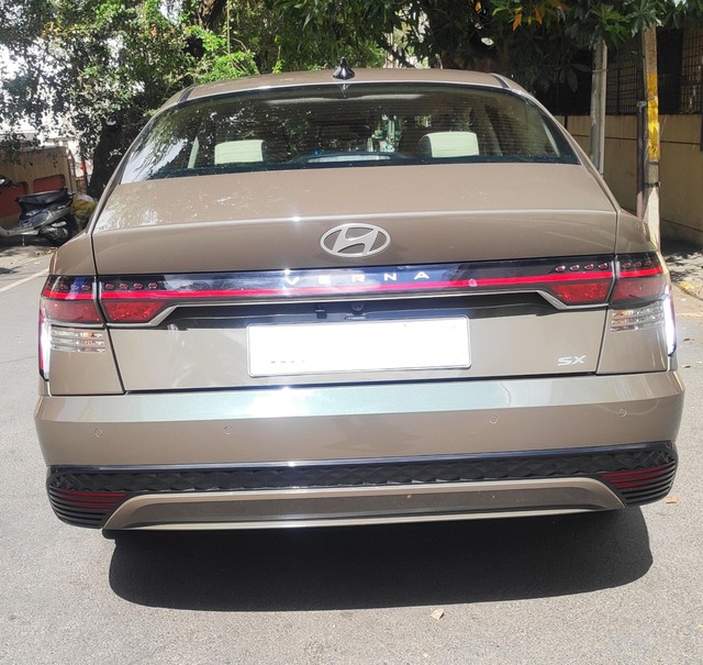 Second-hand 2023 Hyundai Verna SX for sale in Bangalore-1