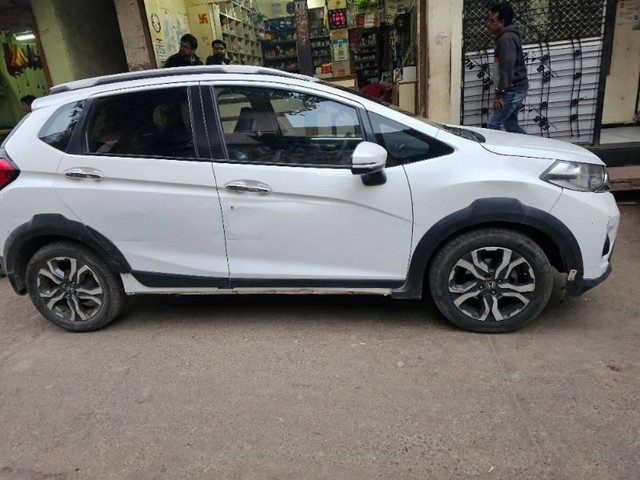 Second-hand 2018 Honda WR-V i-DTEC VX for sale in Jhalawar-3