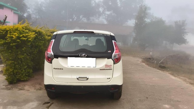 Second-hand 2019 Mahindra Marazzo M2 8Str BSIV for sale in Ambikapur-1
