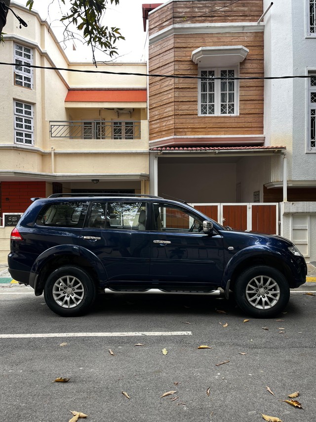 Second-hand 2015 Mitsubishi Pajero Sport 4X4 for sale in Bangalore-1