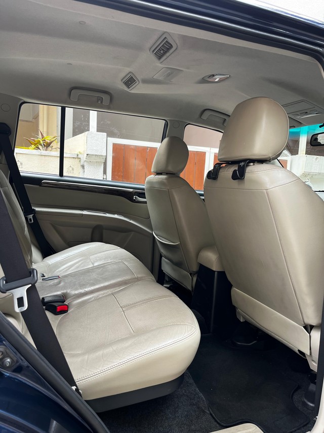 Second-hand 2015 Mitsubishi Pajero Sport 4X4 for sale in Bangalore-8