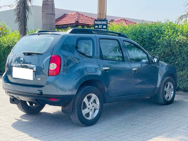Renault Duster RXL AWD Second-hand 2015 Renault Duster RXL AWD for sale in Surat-1