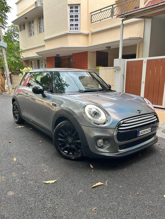 Second-hand 2016 Mini 3 DOOR Cooper D for sale in Bangalore-10