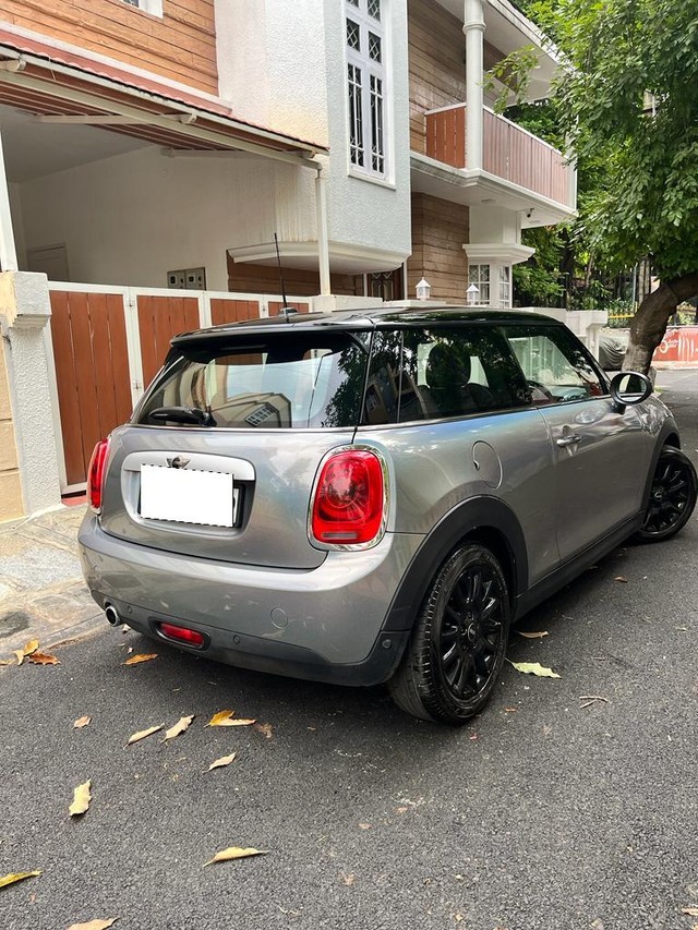 Second-hand 2016 Mini 3 DOOR Cooper D for sale in Bangalore-8