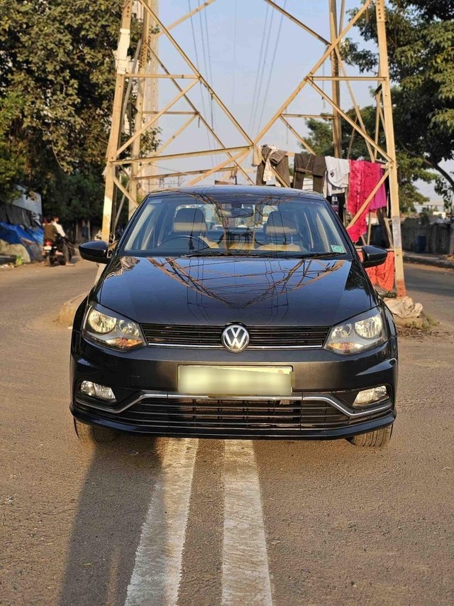 Second-hand 2016 Volkswagen Ameo 1.0 MPI Highline for sale in Surat-3