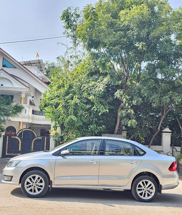 Second-hand 2018 Skoda Rapid 1.5 TDI Style BSIV for sale in Indore-3