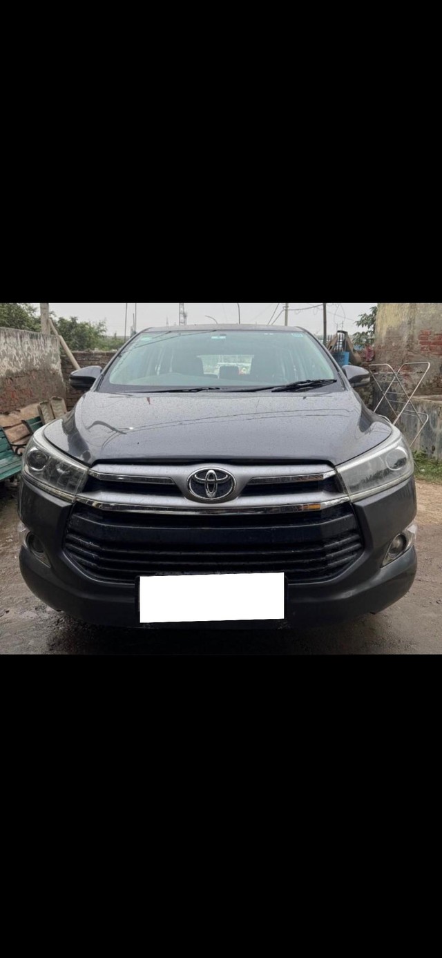 Toyota Innova 2.5 G (Diesel) 7 Seater BS IV Second-hand 2016 Toyota Innova 2.5 G (Diesel) 7 Seater BS IV for sale in Agra-0