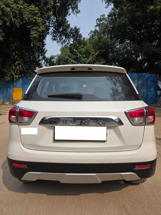 Second-hand 2017 Maruti Vitara Brezza ZDi for sale in Allahabad-2