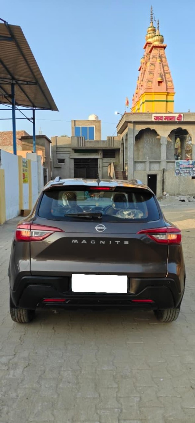 Second-hand 2022 Nissan Magnite XE BSVI for sale in Fatehabad