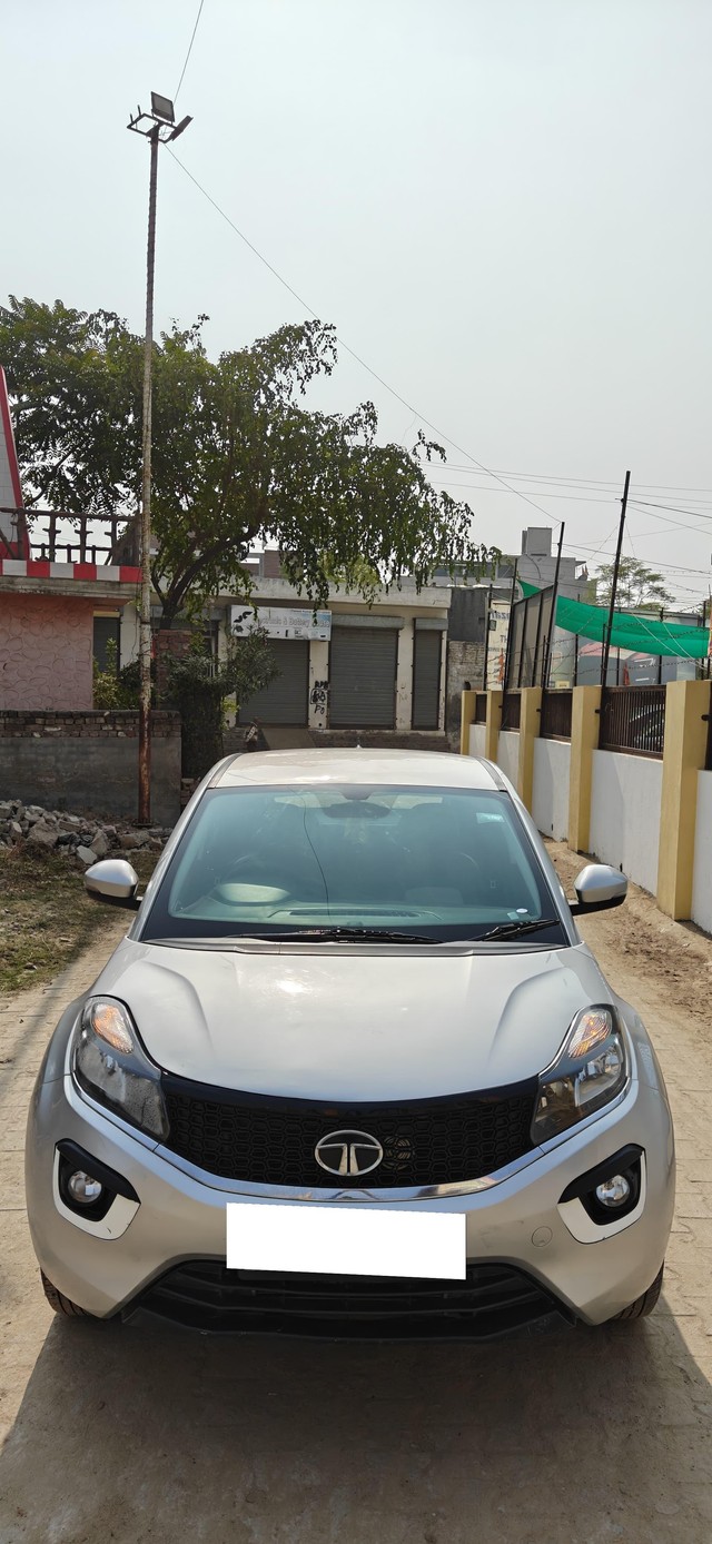 Second-hand 2017 Tata Nexon 1.5 Revotorq XM for sale in Fatehabad-3