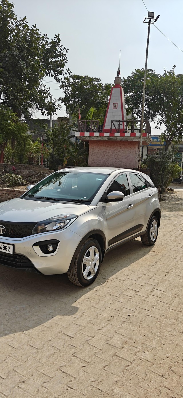 Second-hand 2017 Tata Nexon 1.5 Revotorq XM for sale in Fatehabad-5