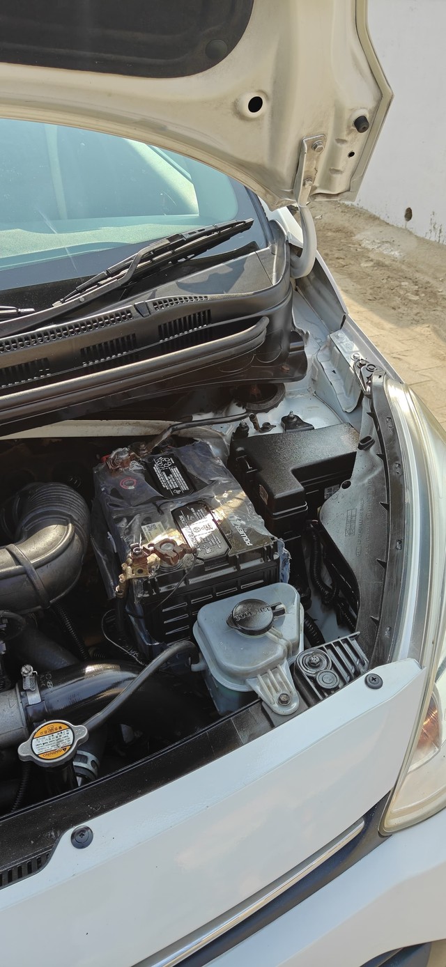 Second-hand 2015 Hyundai Grand i10 CRDi Magna for sale in Fatehabad-3