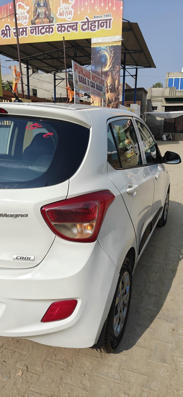 Second-hand 2015 Hyundai Grand i10 CRDi Magna for sale in Fatehabad-4