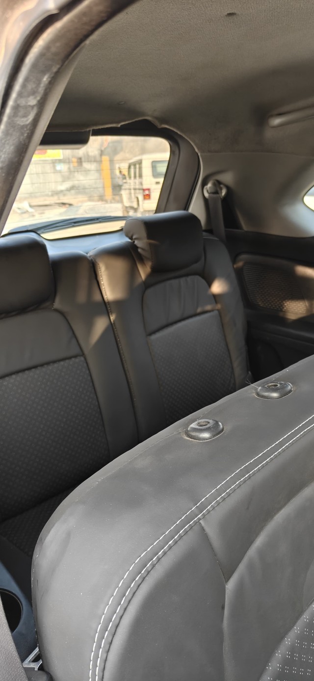 Second-hand 2017 Honda BR-V i-DTEC V MT for sale in Fatehabad-8