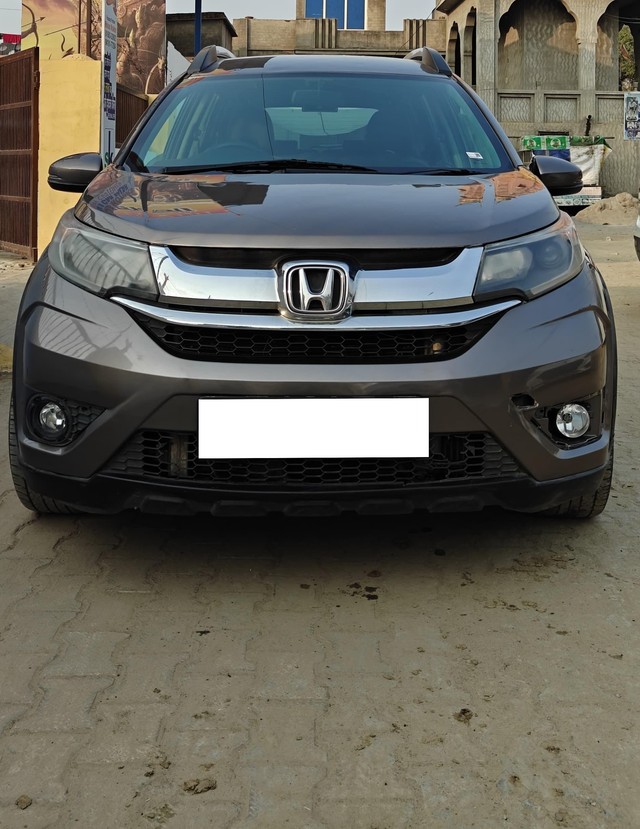 Second-hand 2017 Honda BR-V i-DTEC V MT for sale in Fatehabad-3