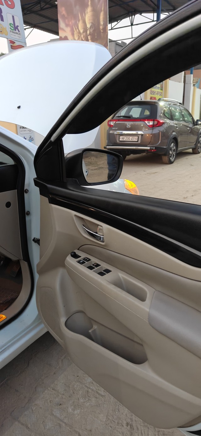 Maruti Suzuki Ciaz ZDi Second-hand 2015 Maruti Suzuki Ciaz ZDi for sale in Fatehabad-9