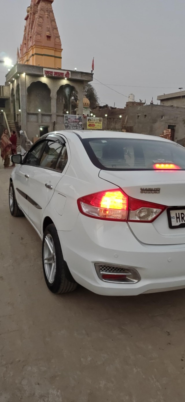 Maruti Suzuki Ciaz ZDi Second-hand 2015 Maruti Suzuki Ciaz ZDi for sale in Fatehabad-14