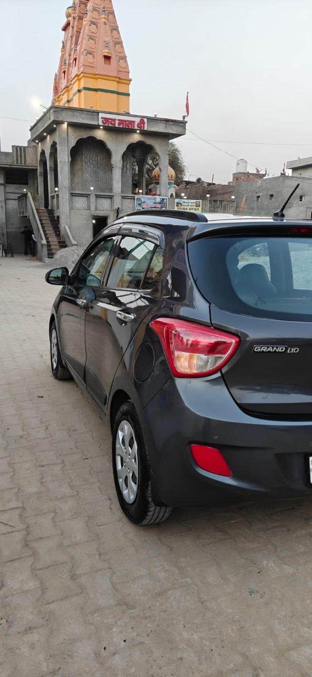 Second-hand 2014 Hyundai i10 Era for sale in Fatehabad-8