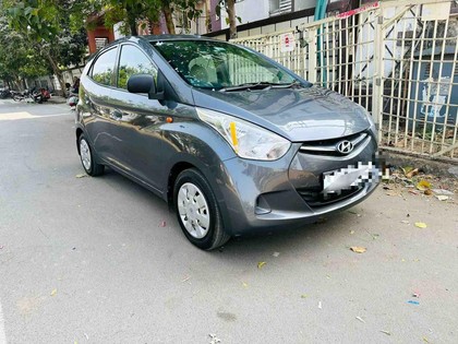 Second-hand 2018 Hyundai EON Era Plus for sale in Surat