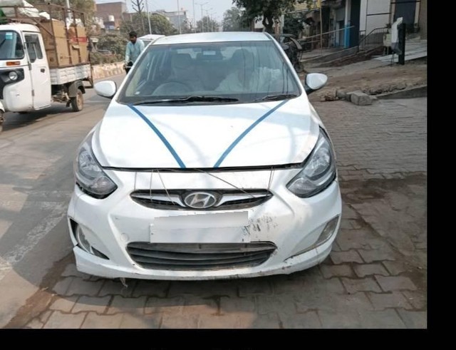 Second-hand 2012 Hyundai Verna 1.6 VTVT for sale in Ghaziabad-4