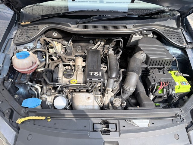 Second-hand 2016 Volkswagen Vento 1.2 TSI Highline AT for sale in Thane-4