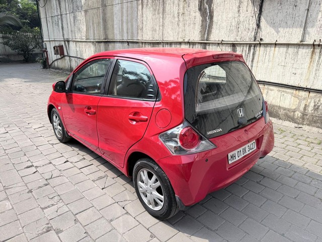 Second-hand 2013 Honda Brio VX AT for sale in Thane