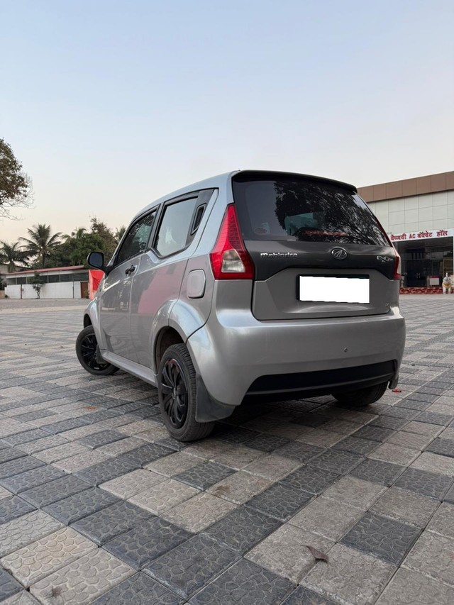 Second-hand 2018 Mahindra e2o Plus P4 for sale in Nashik-11