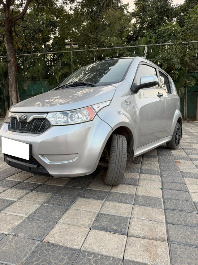 Second-hand 2018 Mahindra e2o Plus P4 for sale in Nashik-4