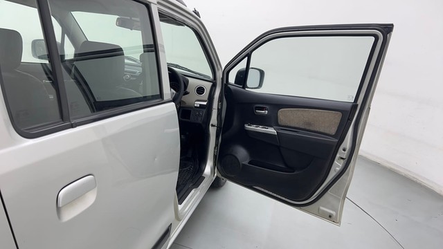 Second-hand 2014 Maruti Wagon R VXI for sale in Coimbatore-16