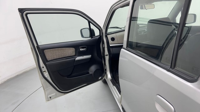 Second-hand 2014 Maruti Wagon R VXI for sale in Coimbatore-35