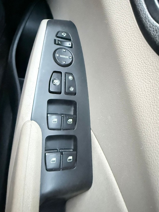 Second-hand 2019 Hyundai Verna VTVT 1.6 AT SX Plus for sale in Thane-24